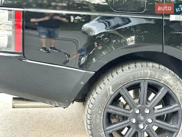 Чорний Ленд Ровер Рендж Ровер, об'ємом двигуна 5 л та пробігом 195 тис. км за 21000 $, фото 19 на Automoto.ua