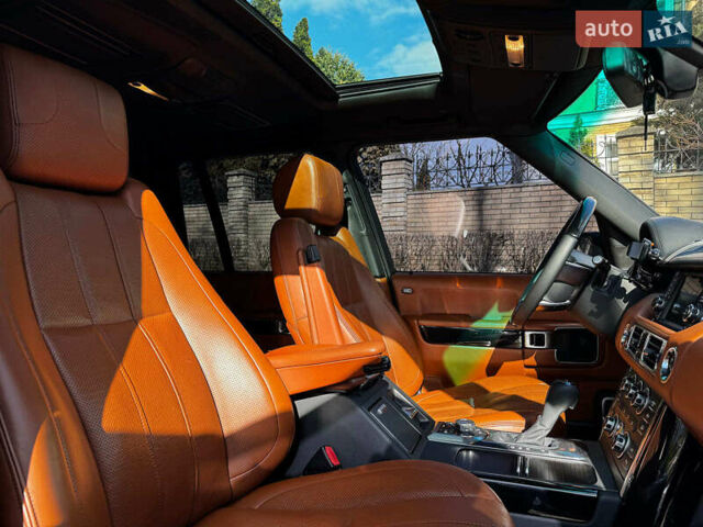 Чорний Ленд Ровер Рендж Ровер, об'ємом двигуна 5 л та пробігом 280 тис. км за 15490 $, фото 40 на Automoto.ua