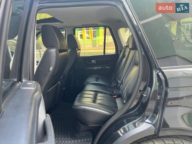 Чорний Ленд Ровер Рендж Ровер, об'ємом двигуна 3 л та пробігом 260 тис. км за 16900 $, фото 53 на Automoto.ua