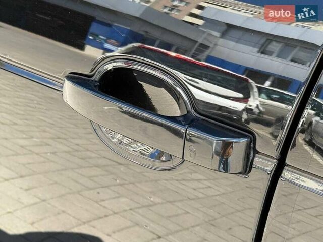 Чорний Ленд Ровер Рендж Ровер, об'ємом двигуна 3.6 л та пробігом 280 тис. км за 18290 $, фото 10 на Automoto.ua