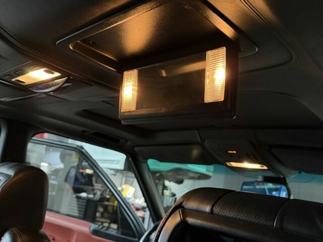 Черный Ленд Ровер Рендж Ровер, объемом двигателя 3.6 л и пробегом 330 тыс. км за 21500 $, фото 13 на Automoto.ua