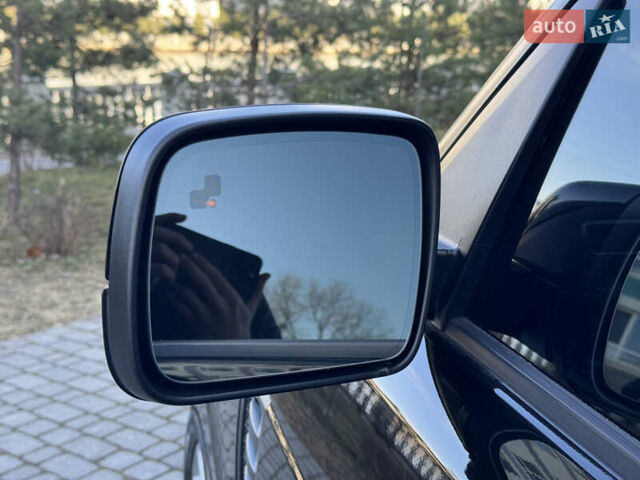 Ленд Ровер Рендж Ровер 2010 у Івано-Франківську на Automoto.ua Чорний Ленд Ровер Рендж Ровер, об'ємом двигуна 5 л та пробігом 250 тис. км за 12950 $, фото 30 на Automoto.ua