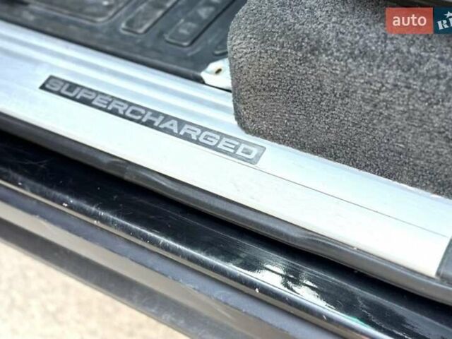 Чорний Ленд Ровер Рендж Ровер, об'ємом двигуна 5 л та пробігом 195 тис. км за 21000 $, фото 24 на Automoto.ua