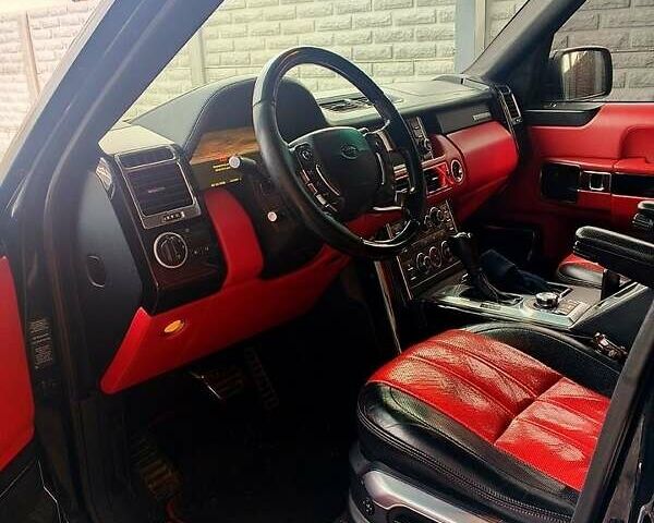 Чорний Ленд Ровер Рендж Ровер, об'ємом двигуна 5 л та пробігом 244 тис. км за 16000 $, фото 1 на Automoto.ua