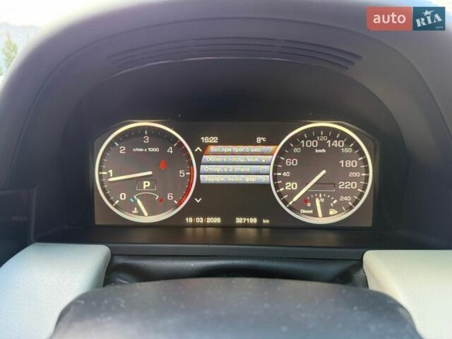 Чорний Ленд Ровер Рендж Ровер, об'ємом двигуна 3.63 л та пробігом 327 тис. км за 14900 $, фото 11 на Automoto.ua