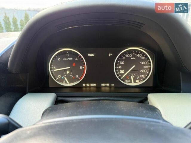 Чорний Ленд Ровер Рендж Ровер, об'ємом двигуна 3.63 л та пробігом 327 тис. км за 14900 $, фото 13 на Automoto.ua