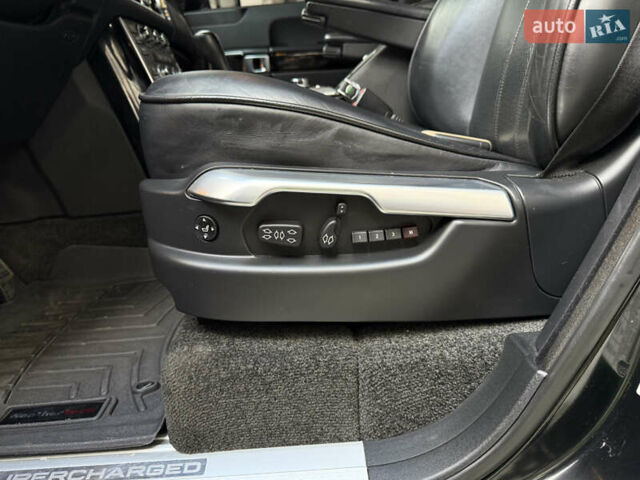 Чорний Ленд Ровер Рендж Ровер, об'ємом двигуна 5 л та пробігом 250 тис. км за 12500 $, фото 24 на Automoto.ua