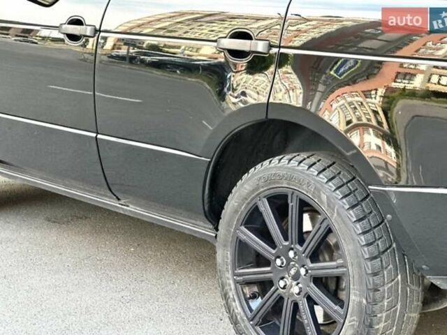 Чорний Ленд Ровер Рендж Ровер, об'ємом двигуна 5 л та пробігом 195 тис. км за 21000 $, фото 15 на Automoto.ua