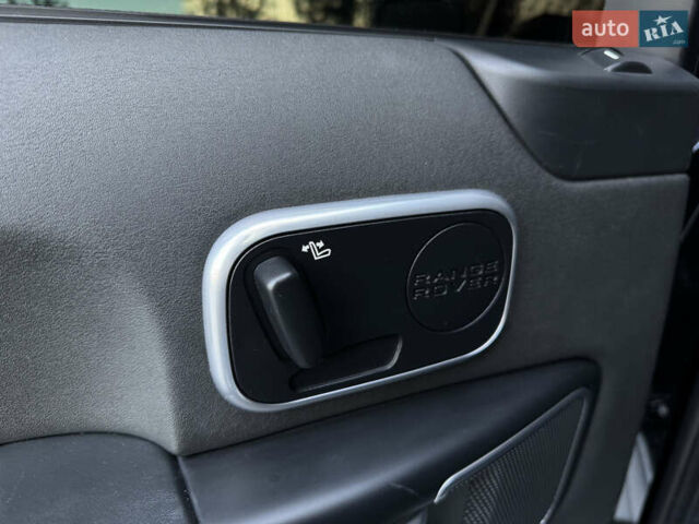 Ленд Ровер Рендж Ровер 2010 у Івано-Франківську на Automoto.ua Чорний Ленд Ровер Рендж Ровер, об'ємом двигуна 5 л та пробігом 250 тис. км за 12950 $, фото 23 на Automoto.ua