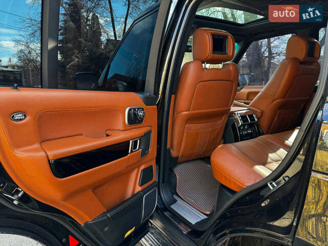 Чорний Ленд Ровер Рендж Ровер, об'ємом двигуна 5 л та пробігом 280 тис. км за 15490 $, фото 28 на Automoto.ua