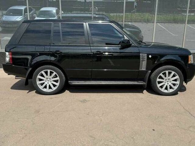 Черный Ленд Ровер Рендж Ровер, объемом двигателя 5 л и пробегом 156 тыс. км за 12500 $, фото 6 на Automoto.ua