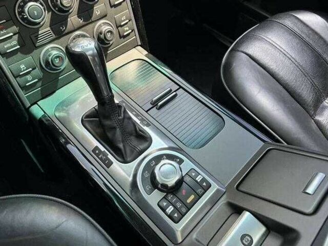 Черный Ленд Ровер Рендж Ровер, объемом двигателя 5 л и пробегом 156 тыс. км за 12500 $, фото 12 на Automoto.ua