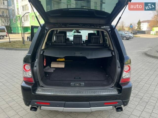 Чорний Ленд Ровер Рендж Ровер, об'ємом двигуна 3 л та пробігом 260 тис. км за 16900 $, фото 31 на Automoto.ua