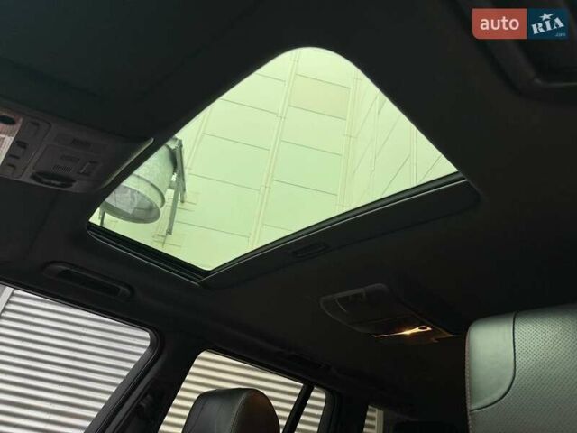 Чорний Ленд Ровер Рендж Ровер, об'ємом двигуна 5 л та пробігом 202 тис. км за 19990 $, фото 23 на Automoto.ua