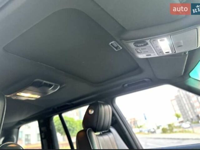 Чорний Ленд Ровер Рендж Ровер, об'ємом двигуна 5 л та пробігом 195 тис. км за 21000 $, фото 25 на Automoto.ua