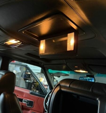 Чорний Ленд Ровер Рендж Ровер, об'ємом двигуна 3.63 л та пробігом 330 тис. км за 21500 $, фото 12 на Automoto.ua