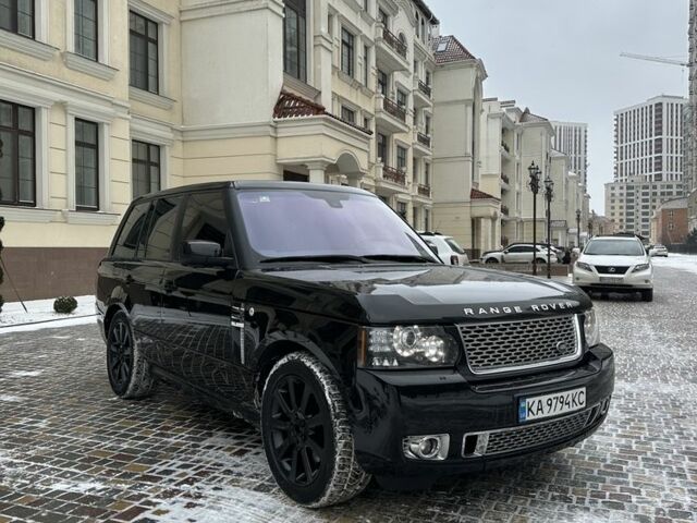 Чорний Ленд Ровер Рендж Ровер, об'ємом двигуна 5 л та пробігом 220 тис. км за 15000 $, фото 2 на Automoto.ua