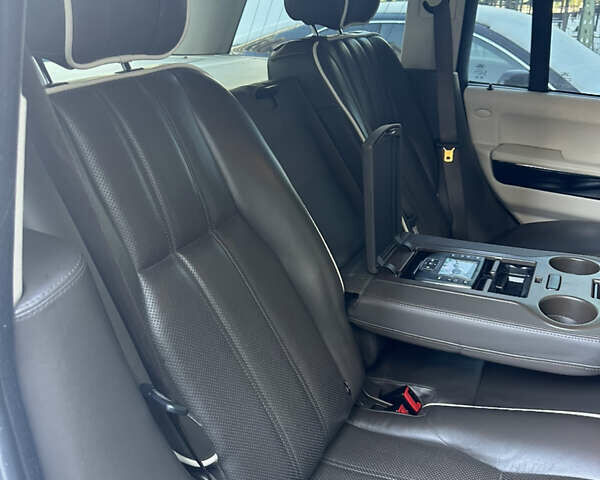 Чорний Ленд Ровер Рендж Ровер, об'ємом двигуна 5 л та пробігом 187 тис. км за 14900 $, фото 44 на Automoto.ua