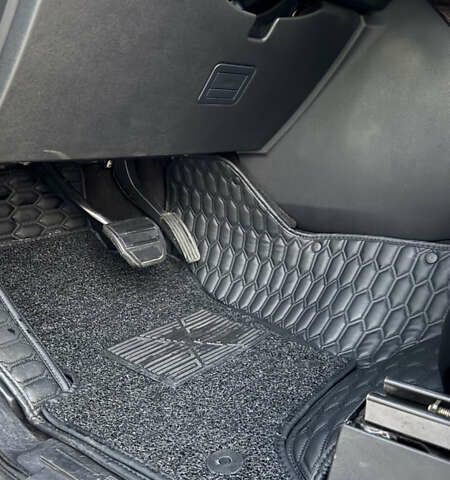 Чорний Ленд Ровер Рендж Ровер, об'ємом двигуна 2.99 л та пробігом 250 тис. км за 11900 $, фото 22 на Automoto.ua