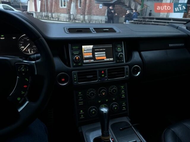 Черный Ленд Ровер Рендж Ровер, объемом двигателя 5 л и пробегом 215 тыс. км за 12999 $, фото 22 на Automoto.ua