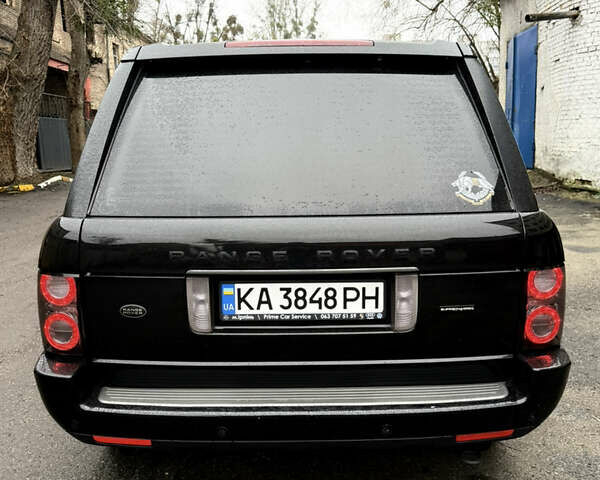 Черный Ленд Ровер Рендж Ровер, объемом двигателя 5 л и пробегом 294 тыс. км за 17000 $, фото 4 на Automoto.ua