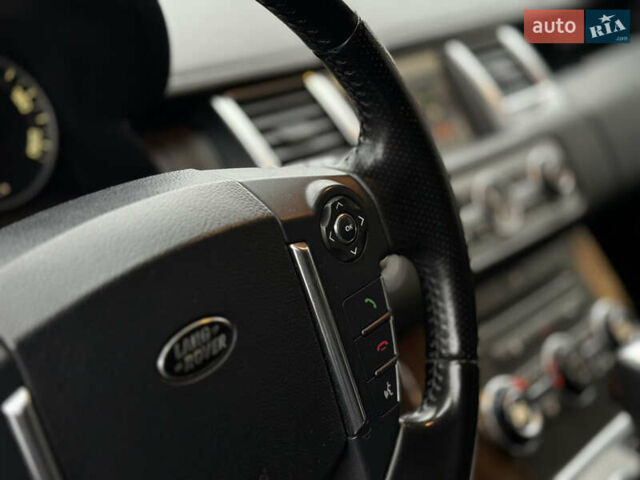 Черный Ленд Ровер Рендж Ровер, объемом двигателя 3 л и пробегом 252 тыс. км за 14500 $, фото 15 на Automoto.ua