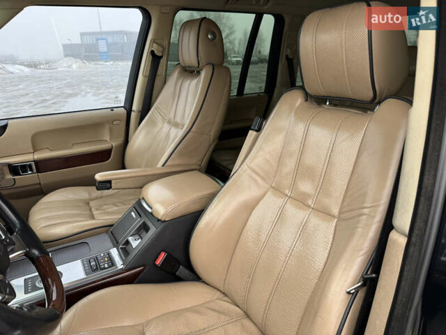 Чорний Ленд Ровер Рендж Ровер, об'ємом двигуна 4.37 л та пробігом 390 тис. км за 20500 $, фото 15 на Automoto.ua