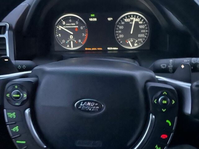 Черный Ленд Ровер Рендж Ровер, объемом двигателя 5 л и пробегом 250 тыс. км за 19800 $, фото 9 на Automoto.ua