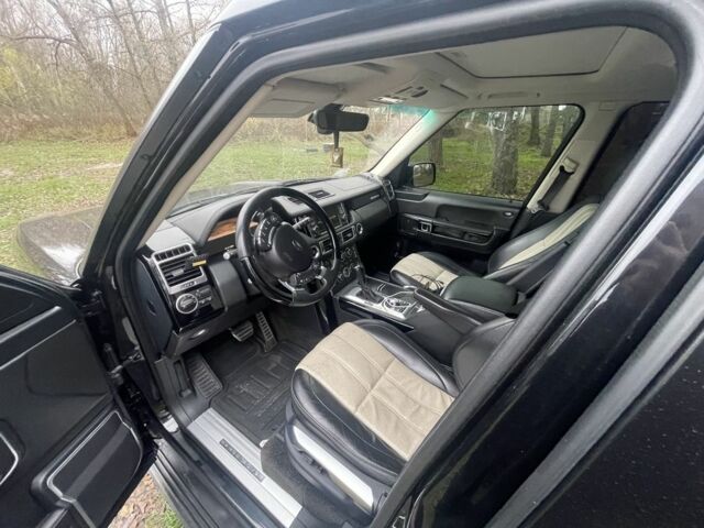 Черный Ленд Ровер Рендж Ровер, объемом двигателя 5 л и пробегом 218 тыс. км за 14999 $, фото 12 на Automoto.ua