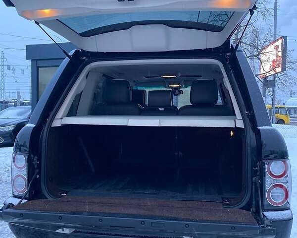 Чорний Ленд Ровер Рендж Ровер, об'ємом двигуна 5 л та пробігом 189 тис. км за 16500 $, фото 26 на Automoto.ua