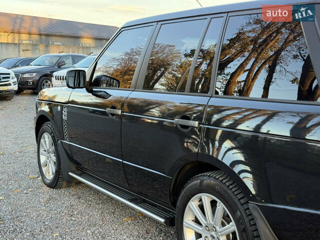 Чорний Ленд Ровер Рендж Ровер, об'ємом двигуна 4.39 л та пробігом 186 тис. км за 19600 $, фото 9 на Automoto.ua