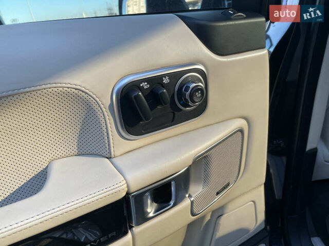 Чорний Ленд Ровер Рендж Ровер, об'ємом двигуна 5 л та пробігом 258 тис. км за 17000 $, фото 7 на Automoto.ua