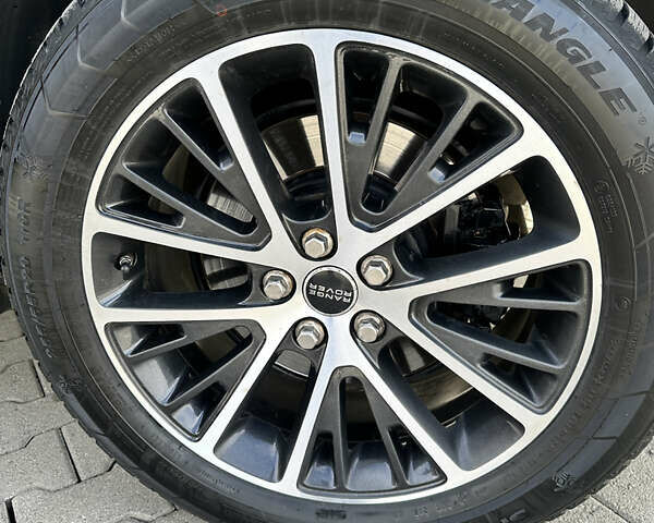 Чорний Ленд Ровер Рендж Ровер, об'ємом двигуна 4.4 л та пробігом 235 тис. км за 22999 $, фото 36 на Automoto.ua