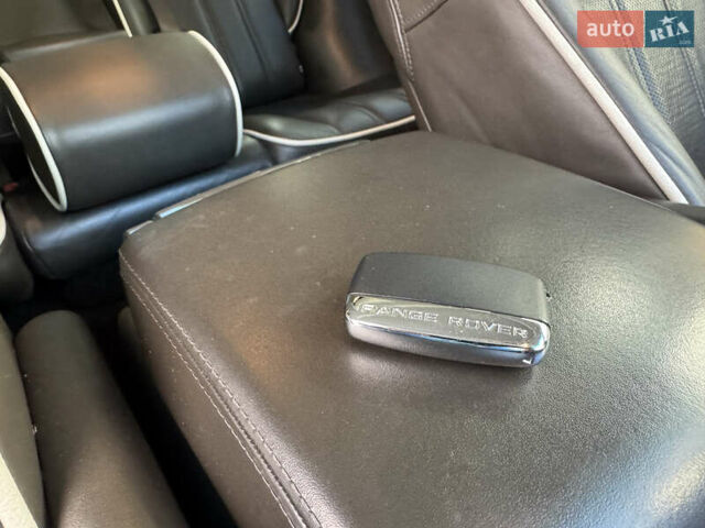 Черный Ленд Ровер Рендж Ровер, объемом двигателя 5 л и пробегом 225 тыс. км за 13500 $, фото 19 на Automoto.ua