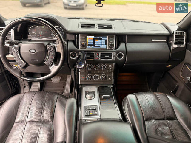 Чорний Ленд Ровер Рендж Ровер, об'ємом двигуна 4.37 л та пробігом 240 тис. км за 21000 $, фото 7 на Automoto.ua