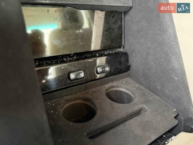 Чорний Ленд Ровер Рендж Ровер, об'ємом двигуна 5 л та пробігом 163 тис. км за 11990 $, фото 33 на Automoto.ua