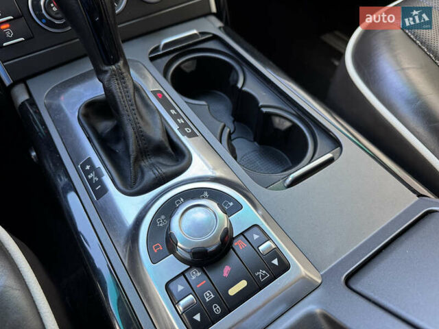 Черный Ленд Ровер Рендж Ровер, объемом двигателя 5 л и пробегом 225 тыс. км за 13500 $, фото 14 на Automoto.ua