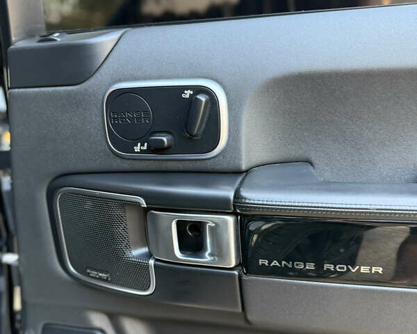 Чорний Ленд Ровер Рендж Ровер, об'ємом двигуна 4.37 л та пробігом 227 тис. км за 16900 $, фото 22 на Automoto.ua