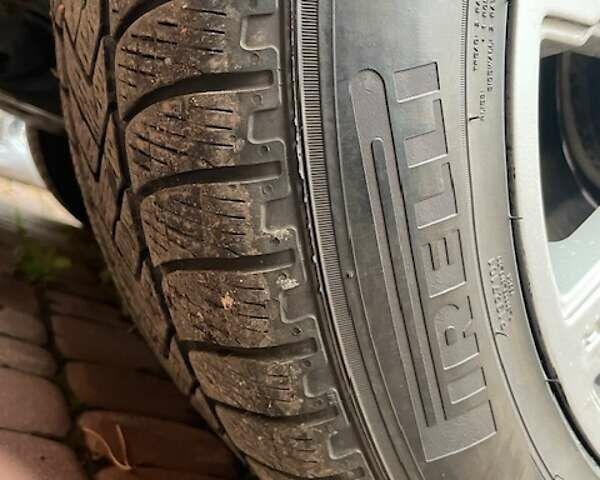 Черный Ленд Ровер Рендж Ровер, объемом двигателя 5 л и пробегом 250 тыс. км за 17700 $, фото 6 на Automoto.ua