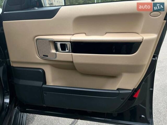 Черный Ленд Ровер Рендж Ровер, объемом двигателя 5 л и пробегом 164 тыс. км за 18400 $, фото 34 на Automoto.ua