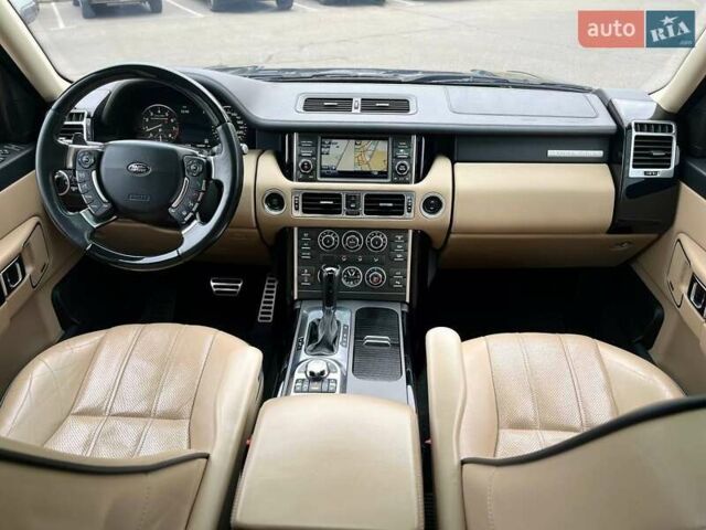 Черный Ленд Ровер Рендж Ровер, объемом двигателя 5 л и пробегом 164 тыс. км за 18400 $, фото 43 на Automoto.ua