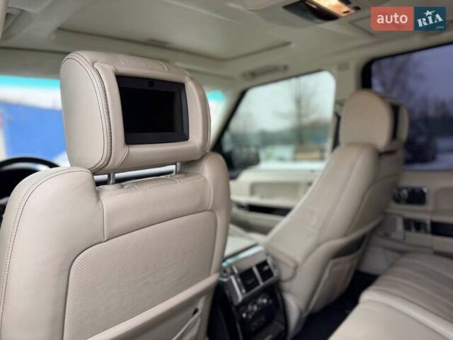 Чорний Ленд Ровер Рендж Ровер, об'ємом двигуна 5 л та пробігом 163 тис. км за 11990 $, фото 28 на Automoto.ua