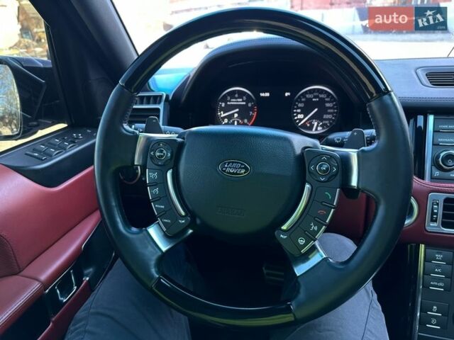 Чорний Ленд Ровер Рендж Ровер, об'ємом двигуна 5 л та пробігом 372 тис. км за 12500 $, фото 53 на Automoto.ua