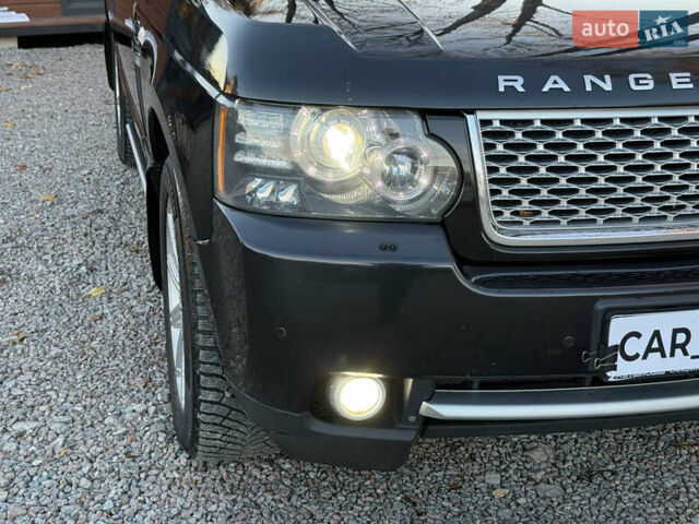 Чорний Ленд Ровер Рендж Ровер, об'ємом двигуна 4.39 л та пробігом 186 тис. км за 19600 $, фото 18 на Automoto.ua
