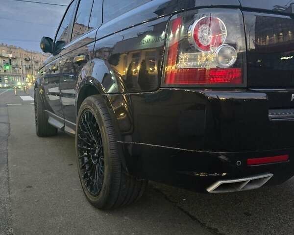 Черный Ленд Ровер Рендж Ровер, объемом двигателя 5 л и пробегом 210 тыс. км за 17000 $, фото 8 на Automoto.ua