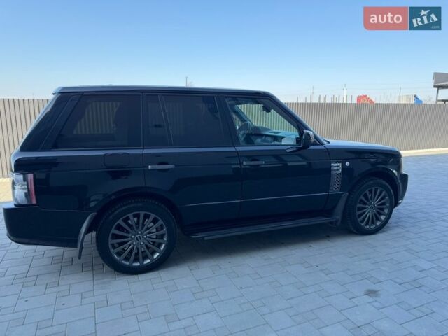 Чорний Ленд Ровер Рендж Ровер, об'ємом двигуна 5 л та пробігом 181 тис. км за 17999 $, фото 16 на Automoto.ua