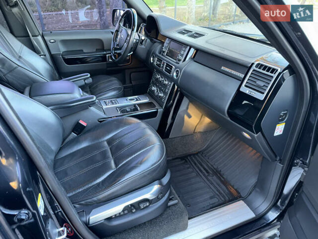 Чорний Ленд Ровер Рендж Ровер, об'ємом двигуна 4.39 л та пробігом 186 тис. км за 19600 $, фото 66 на Automoto.ua