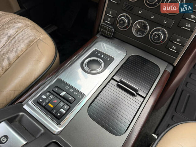 Чорний Ленд Ровер Рендж Ровер, об'ємом двигуна 4.37 л та пробігом 390 тис. км за 20500 $, фото 18 на Automoto.ua