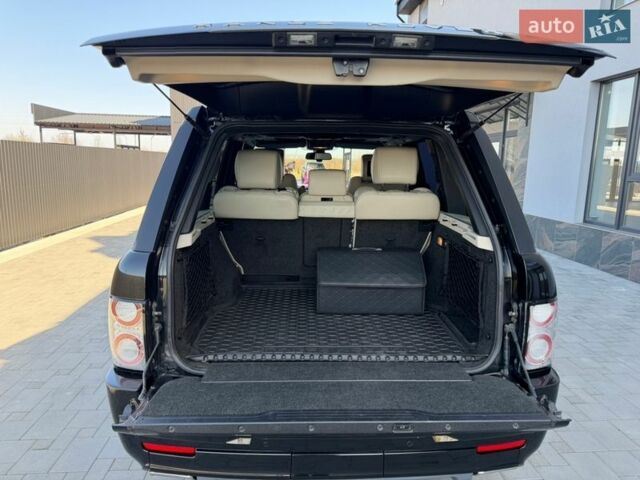 Чорний Ленд Ровер Рендж Ровер, об'ємом двигуна 5 л та пробігом 181 тис. км за 17999 $, фото 29 на Automoto.ua