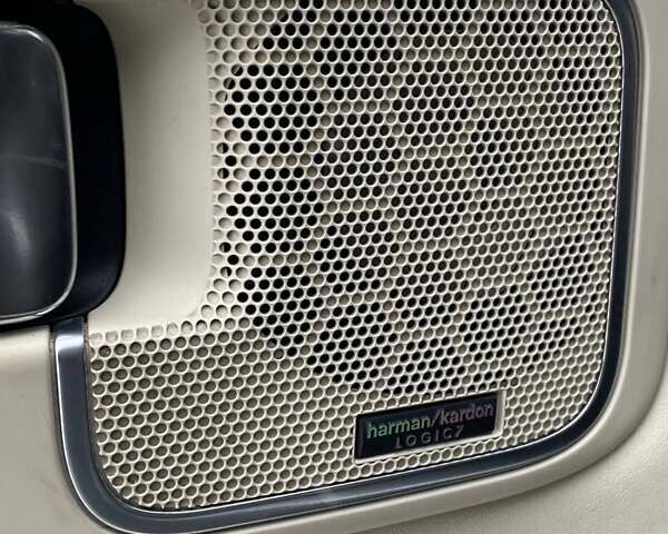 Чорний Ленд Ровер Рендж Ровер, об'ємом двигуна 5 л та пробігом 189 тис. км за 16500 $, фото 6 на Automoto.ua